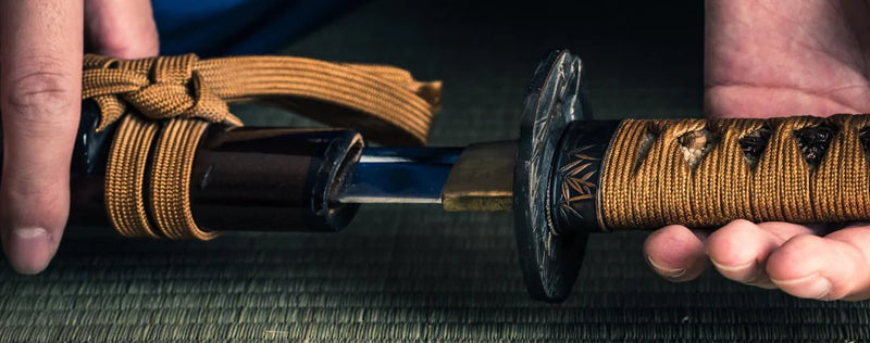 Der Tachi Der Vorläufer des Katana Japanischen Schwertes