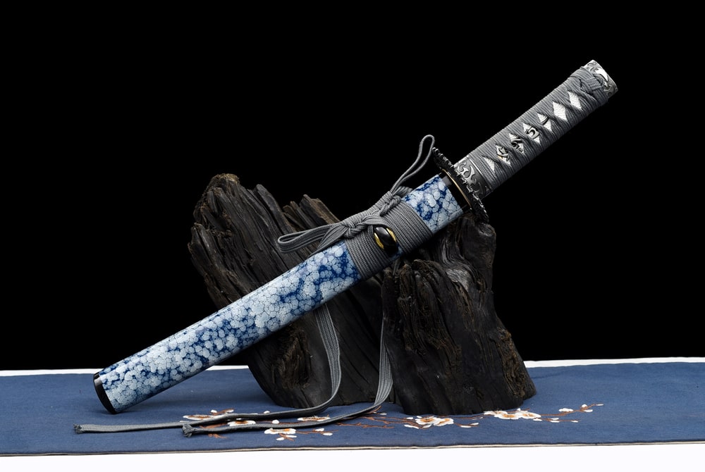 Seiran Tanto (短刀青嵐)